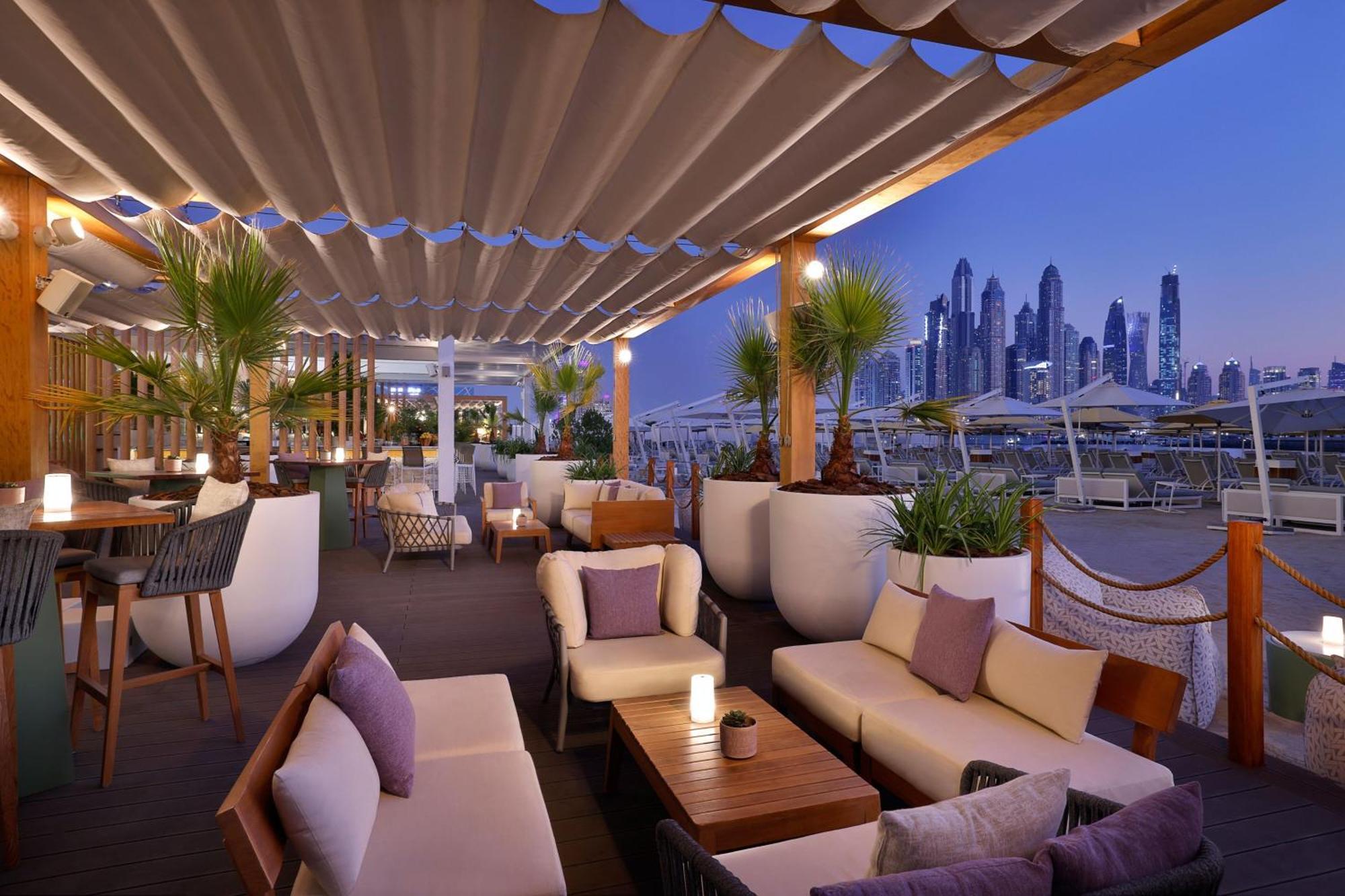 Marriott Resort Palm Jumeirah, Dubaj Exteriér fotografie The View at The Palm