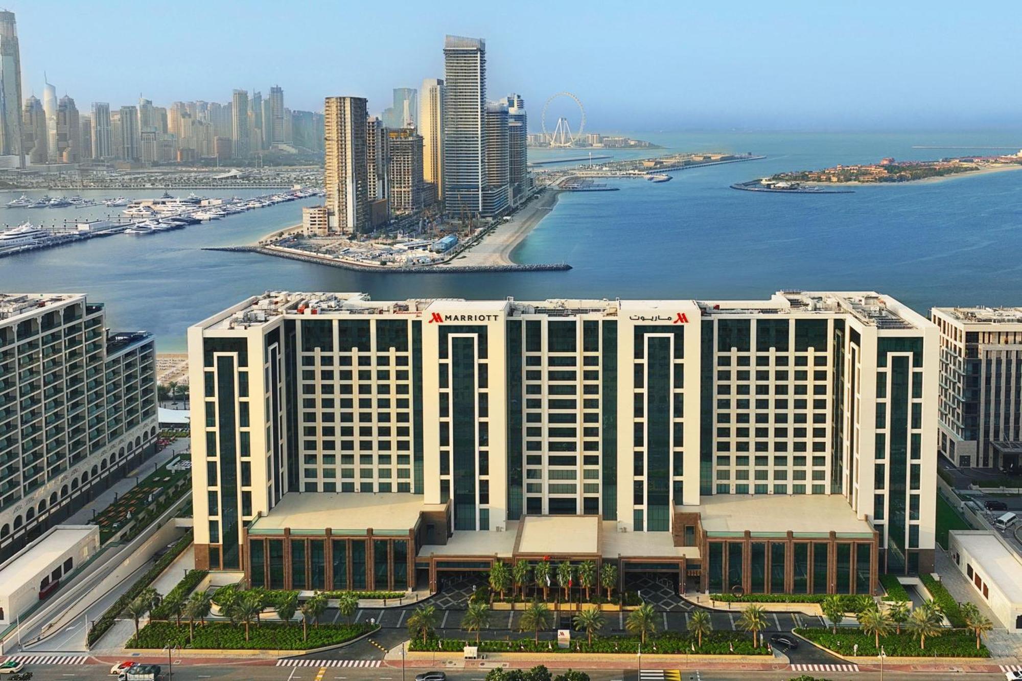 Marriott Resort Palm Jumeirah, Dubaj Exteriér fotografie The hotel in 2016